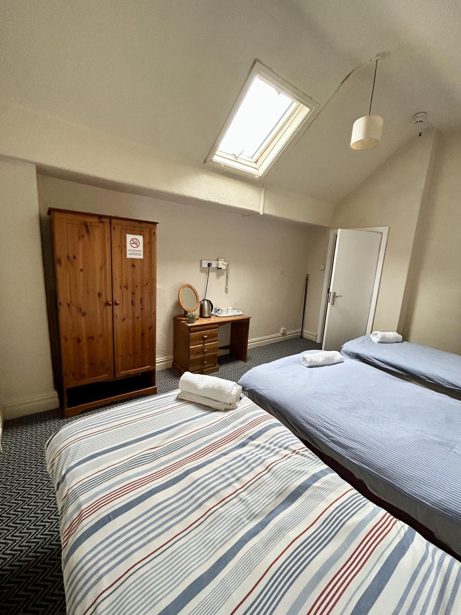 The Egerton Arms Hotel Salford Экстерьер фото